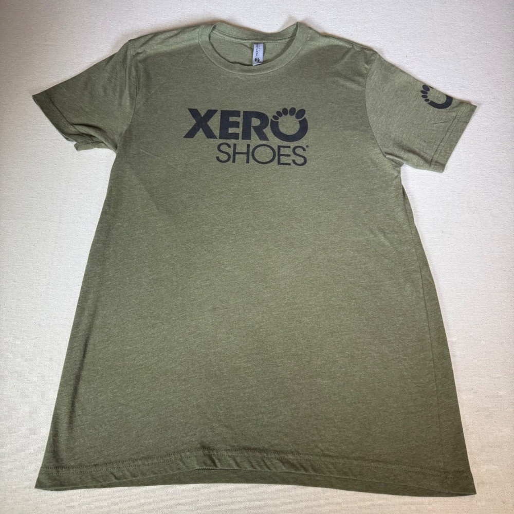 Xero Shoes Mens T-Shirt Olive Green Graphic Logo Live Life Feet First Size M